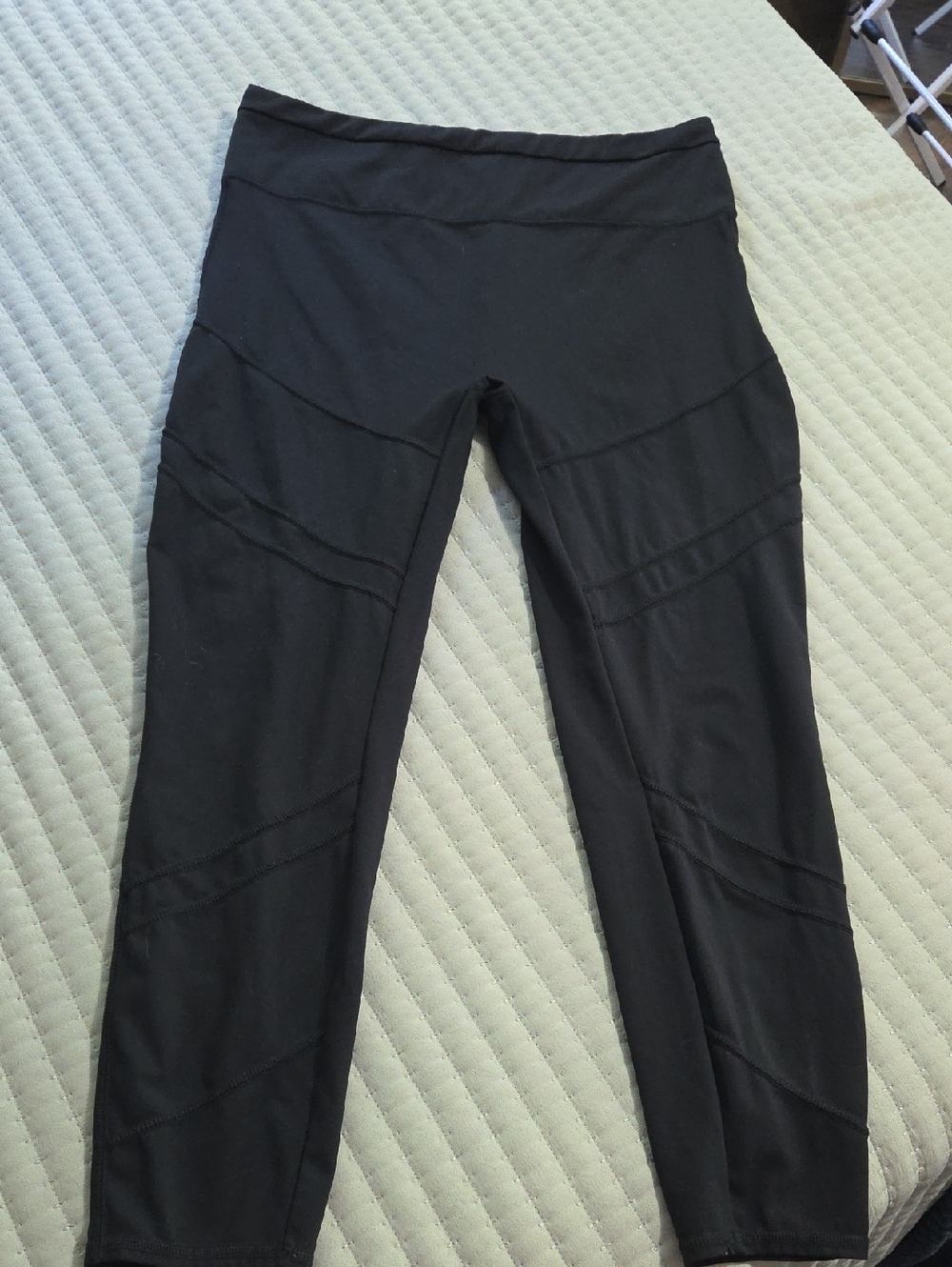 zuda Black Seam-Detail Leggings